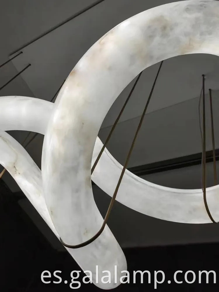 Diseño de luz colgante de mármol español único y moderno